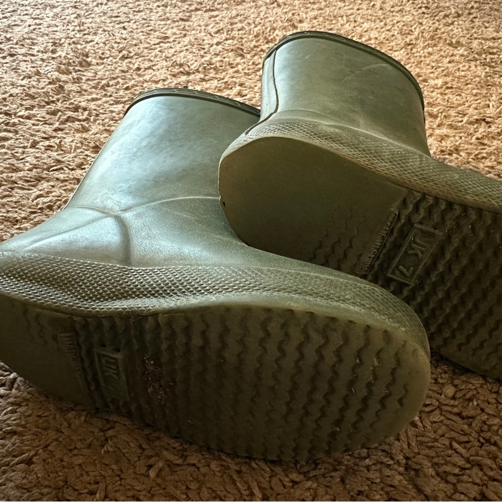 Used Hunter Boots - Picture 5 of 8
